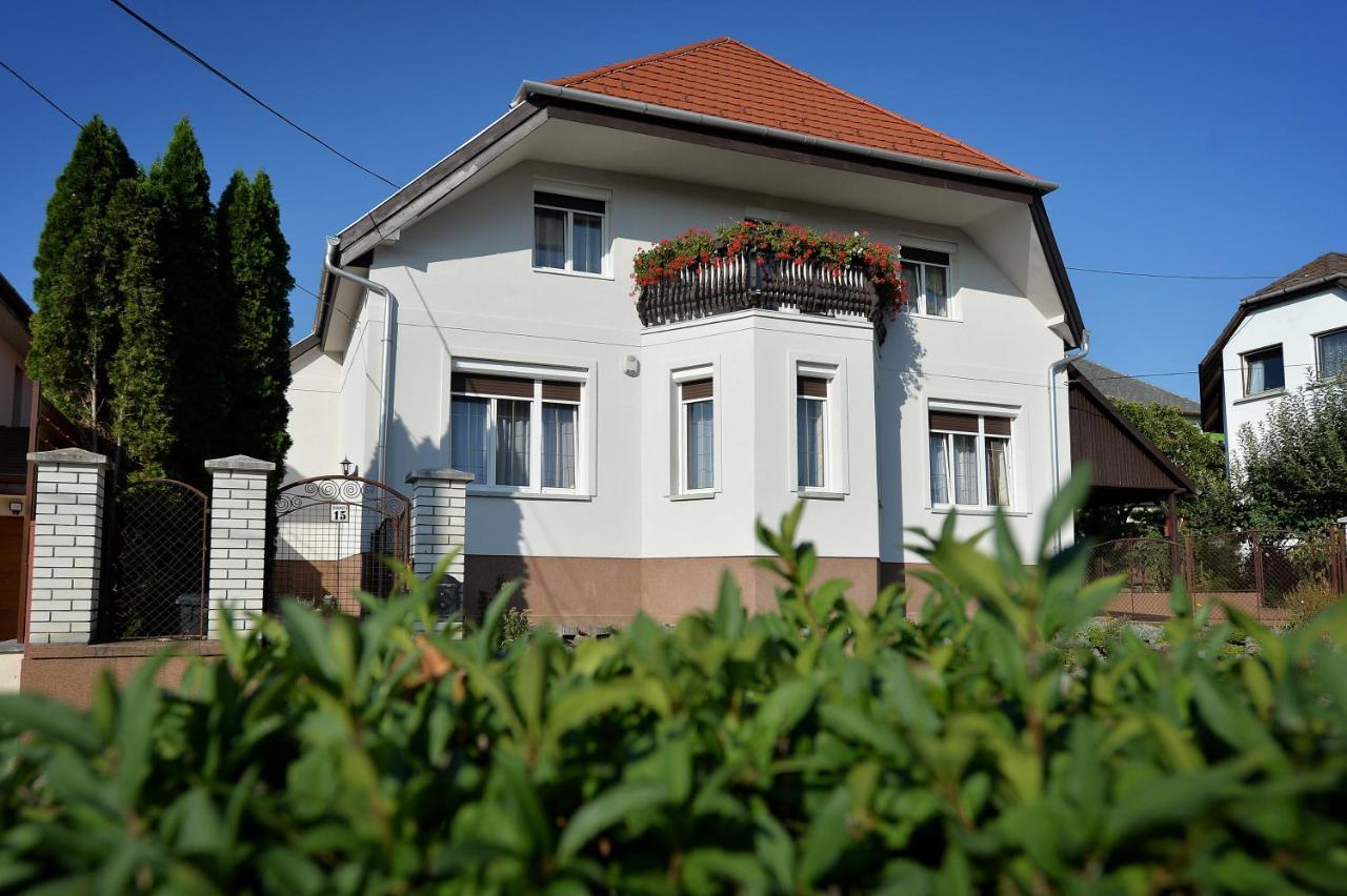 Hajdúhegy Vendégház Eger Extérieur photo